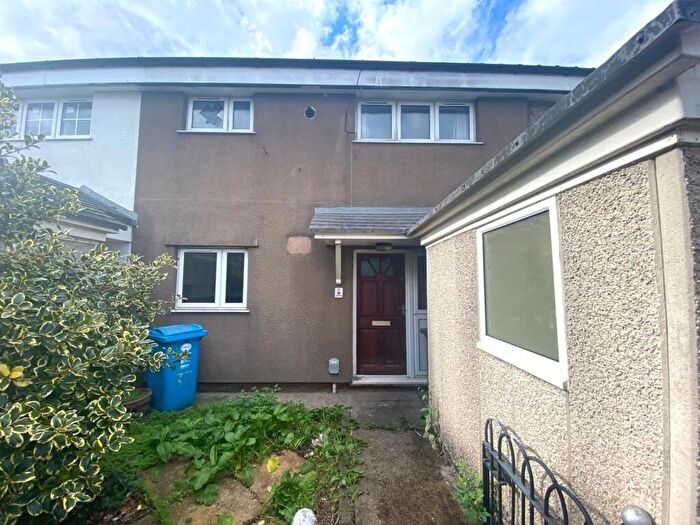 3 Bedroom House For Sale In Manston Garth, Bransholme, Hull, HU7