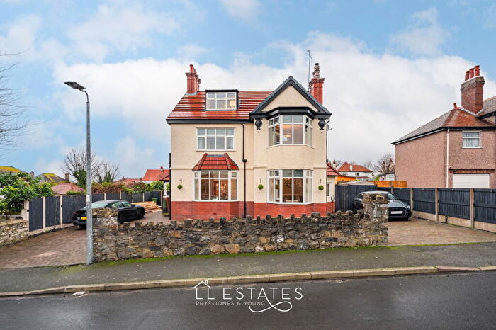 5 Bedroom Detached House For Sale In Aberconway Road, Prestatyn, LL19