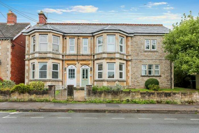 1 Bedroom Maisonette To Rent In London Road, Chippenham, SN15