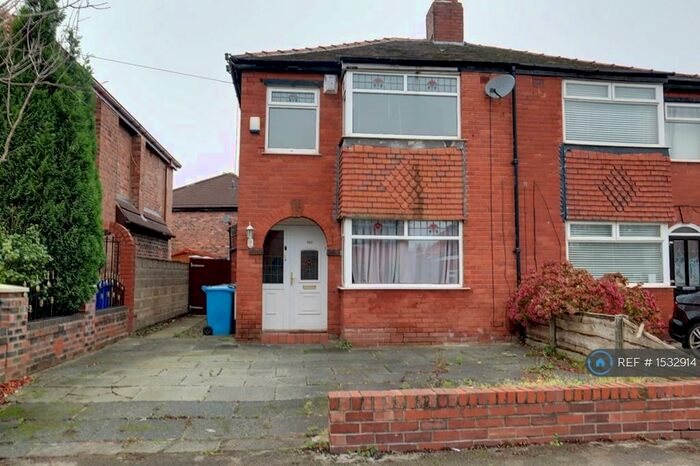 2 Bedroom Semi-Detached House To Rent In Burnage Lane, Manchester, M19