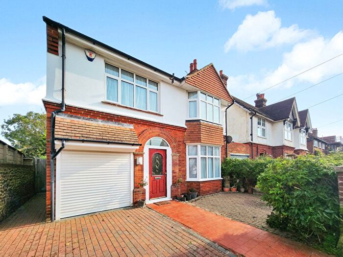 4 Bedroom Detached House For Sale In Avebury Avenue, Ramsgate, CT11
