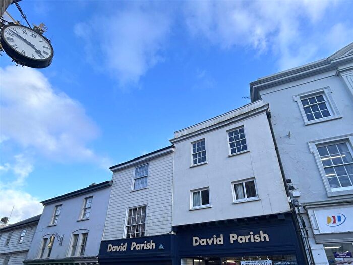 3 Bedroom Property To Rent In Broad Street, Launceston, Cornwall, PL15