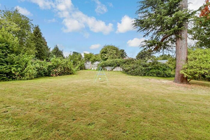 2 Bedroom Flat For Sale In Wandle Court Gardens, Beddington, Surrey, CR0