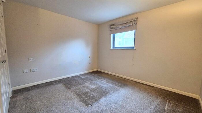 2 Bedroom Apartment To Rent In Deanery Road, BS1