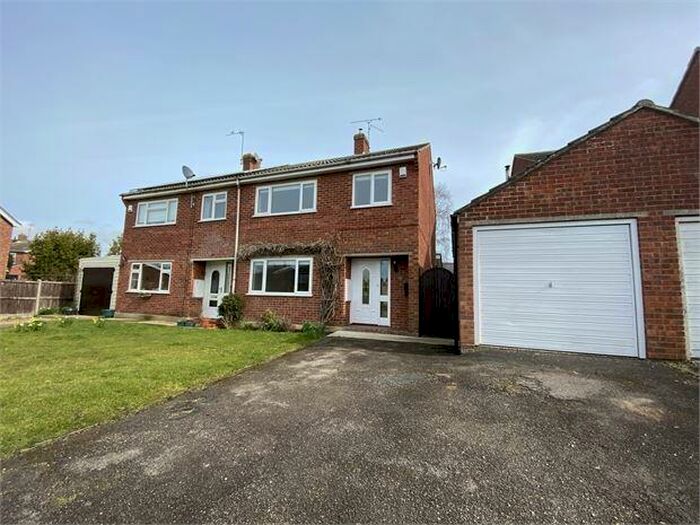 3 Bedroom Semi-Detached House To Rent In Queen Anne Drive, West Mersea, Colchester, CO5