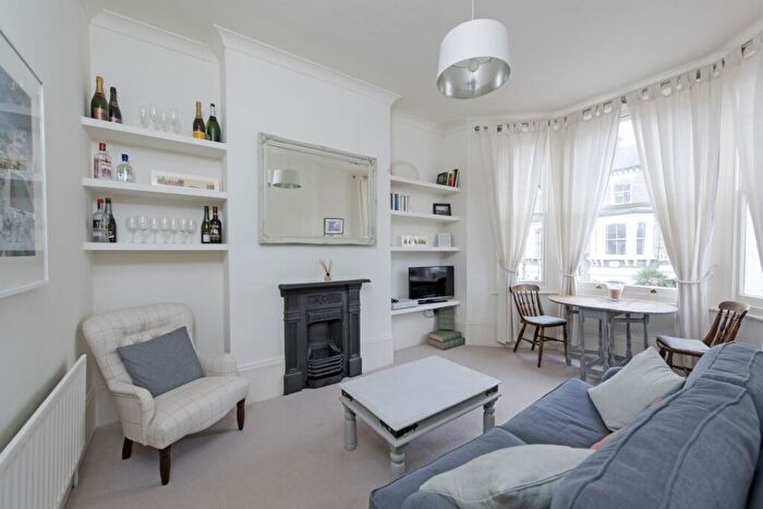 1 Bedroom Property To Rent In Almeric Road, SW11