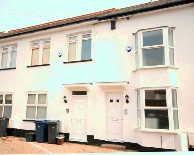 3 Bedroom Property To Rent In Bellingdon Road, Chesham, HP5