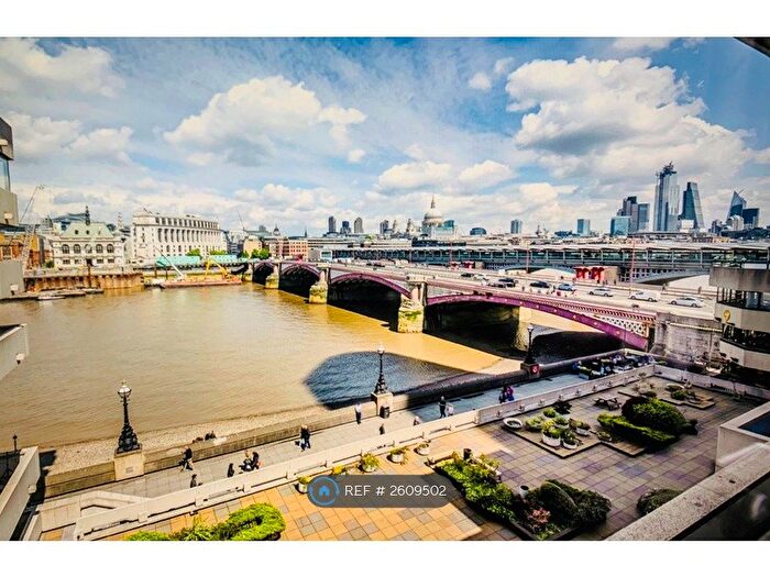 Studio To Rent In River Court, London, SE1