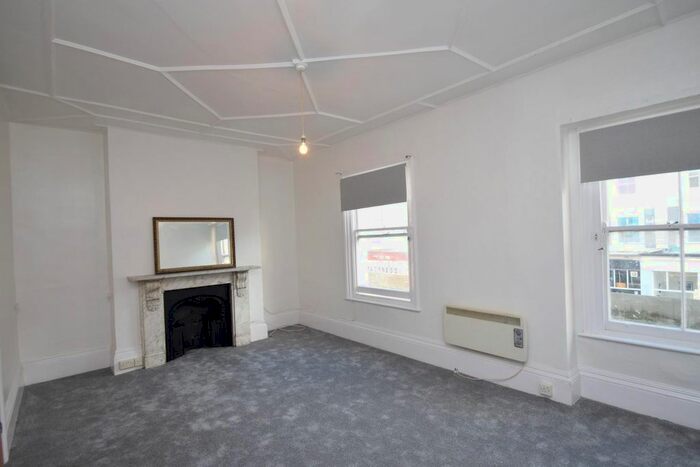 1 Bedroom Flat To Rent In Seaside Road, Eastbourne, BN21