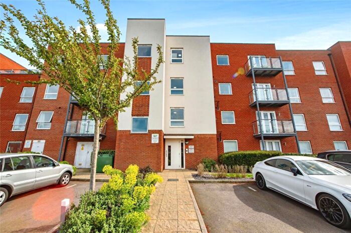 2 Bedroom Flat To Rent In Lett Lane, Castle Hill, Ebbsfleet Valley, Swanscombe, DA10