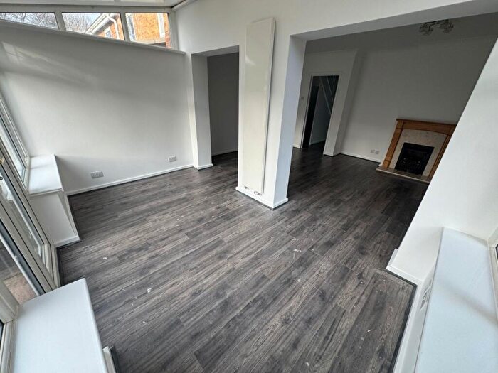 4 Bedroom Terraced House To Rent In Colestrete, Stevenage, Hertfordshire, SG1