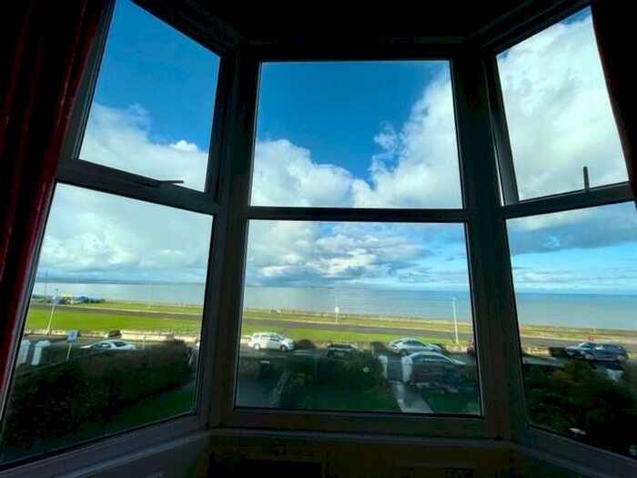 2 Bedroom Apartment To Rent In Rocklands, Llanfairfechan, LL33