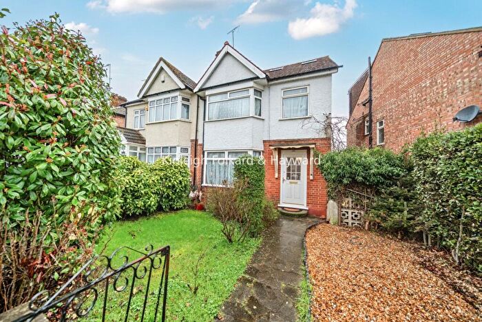 4 Bedroom Semi Detached House For Sale In Nethercourt Avenue, London, N3