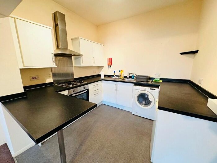 1 Bedroom Flat To Rent In A Hitchin Road, Luton, LU2