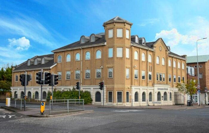 2 Bedroom Flat To Rent In Rainsford Road, Chelmsford, CM1