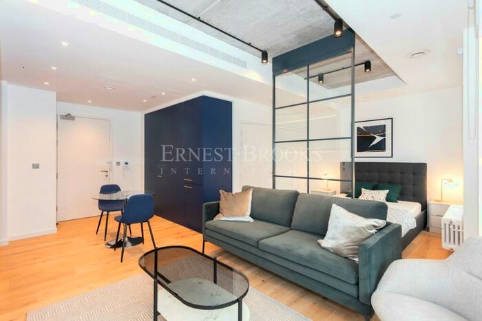 Apartment To Rent In Serapis House, Goodluck Hope Walk, London City Island, E14