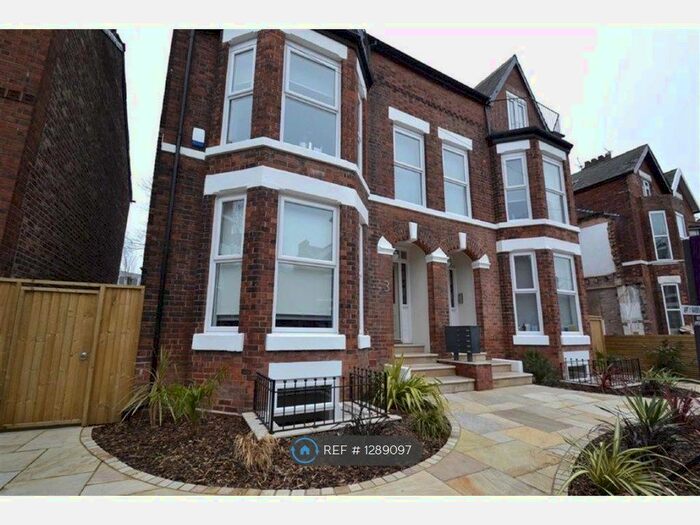 2 Bedroom Flat To Rent In York Road, Manchester M21