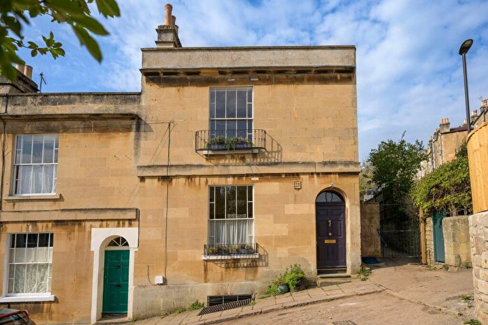 5 Bedroom House To Rent In Brunswick Street, BA1