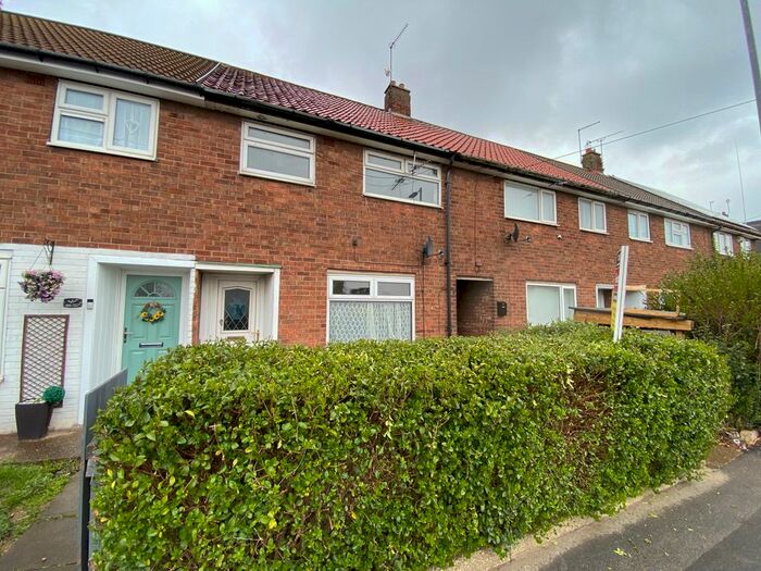 3 Bedroom Terraced House To Rent In Hemswell Avenue, Hull, HU9