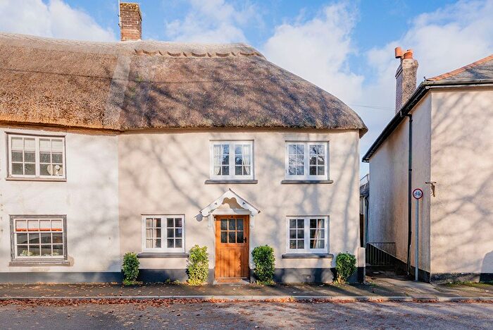 3 Bedroom Cottage For Sale In Fore Street, Witheridge, EX16