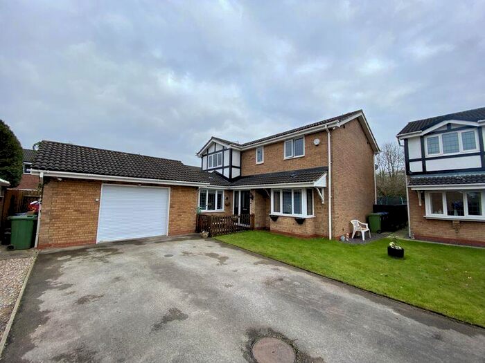5 Bedroom Detached House For Sale In Elizabethan Way, Northwich, CW9