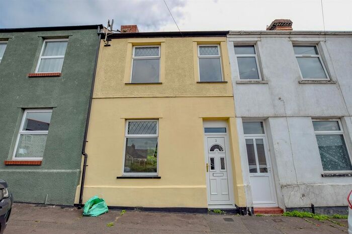 3 Bedroom Terraced House To Rent In Henry Street, Barry, CF63