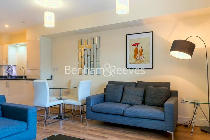 1 Bedroom Flat To Rent In Blagrove Road, Teddington, TW11