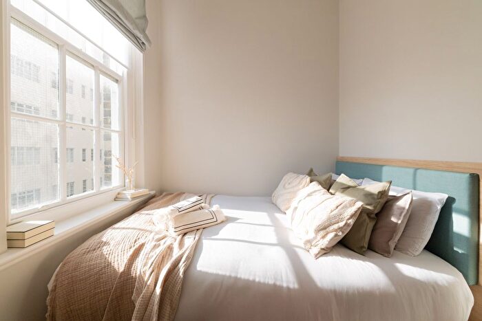 Studio To Rent In Draycott Avenue, London, SW3