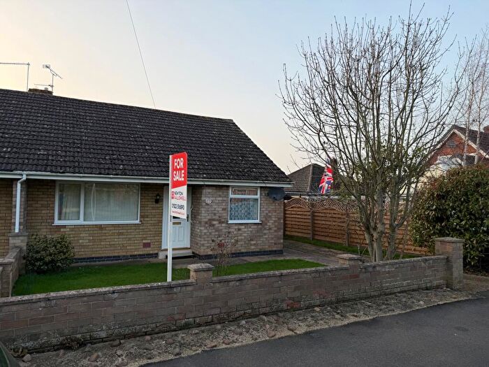 2 Bedroom Bungalow For Sale In Chestnut Grove, Waddington, LN5