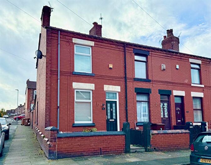 2 Bedroom End Terrace House To Rent In Warwick Street, St. Helens, WA10