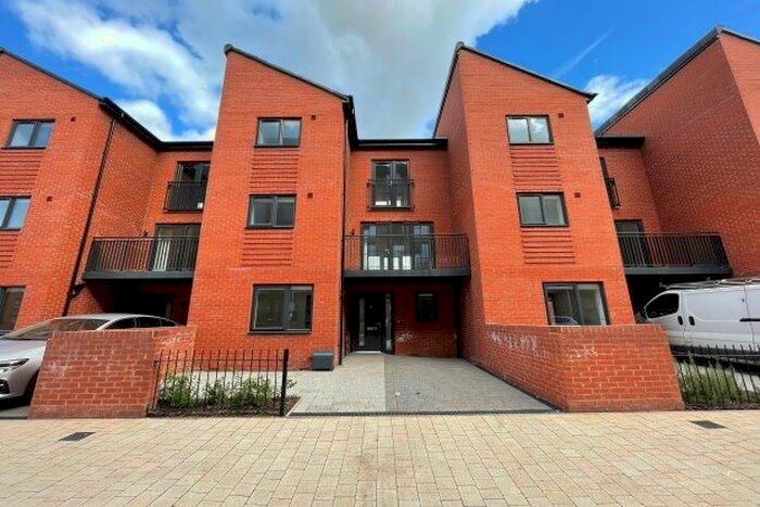 3 Bedroom Property To Rent In All Saints Road, Leicester, LE3