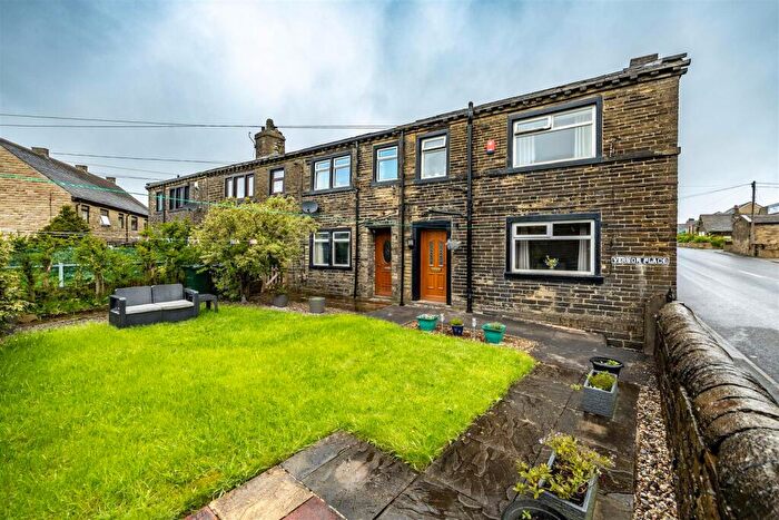 2 Bedroom End Of Terrace House For Sale In Vernon Place, Queensbury, Bradford, BD13