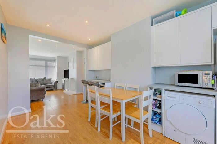 2 Bedroom Terraced House To Rent In Tankerton Terrace, Mitcham Road, Croydon, CR0