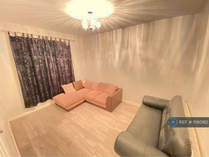 2 Bedroom Terraced House To Rent In Sandringham Road, Darwen, BB3