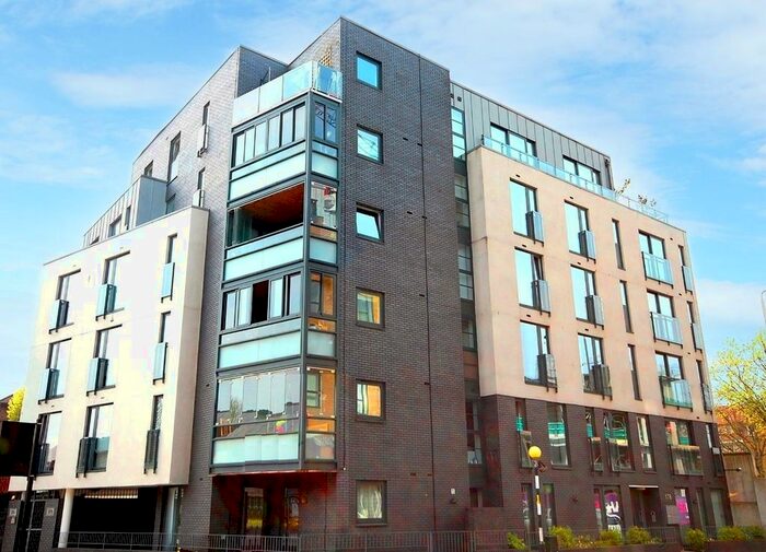 2 Bedroom Flat To Rent In Weston Street, London, SE1