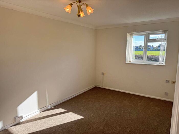 1 Bedroom Retirement Property To Rent In Shrubbs Drive, Middleton On Sea, PO22