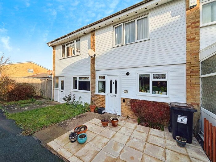 2 Bedroom Terraced House For Sale In The Wicket, Hythe, Southampton, SO45