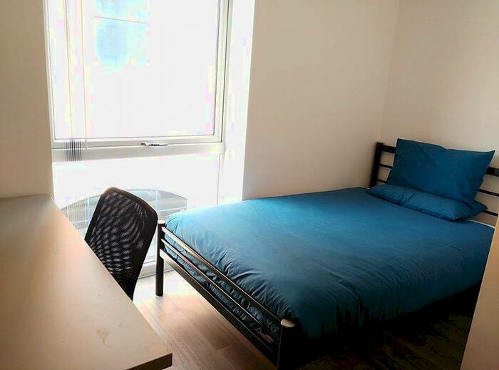 Flat To Rent In Chapel Street, Luton, LU1