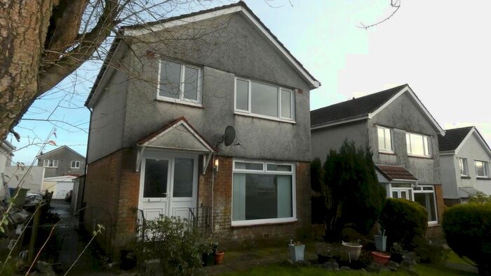 3 Bedroom Town House To Rent In Kinloch Road, Newton Mearns, Glasgow, G77