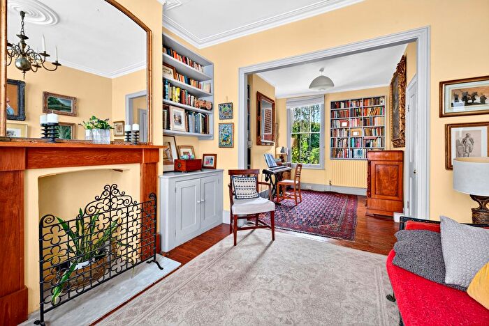 4 Bedroom Terraced House For Sale In Beck Road, London, E8