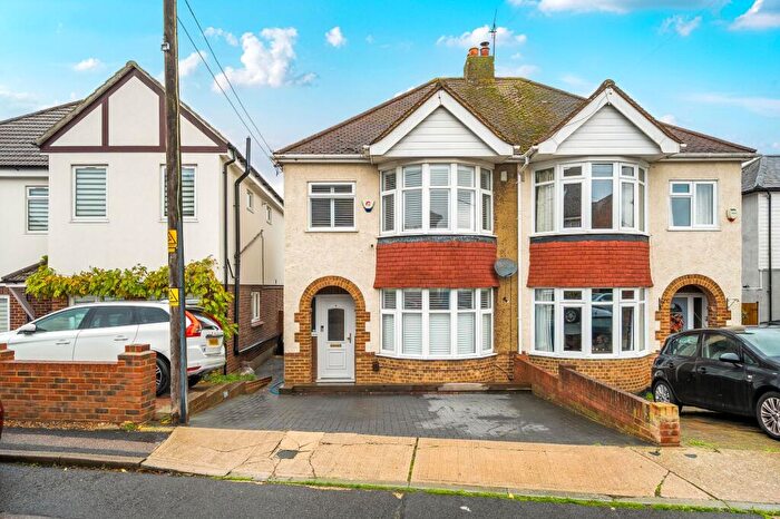 3 Bedroom Semi Detached House For Sale In King Arthurs Drive, Strood, Rochester, Kent., ME2