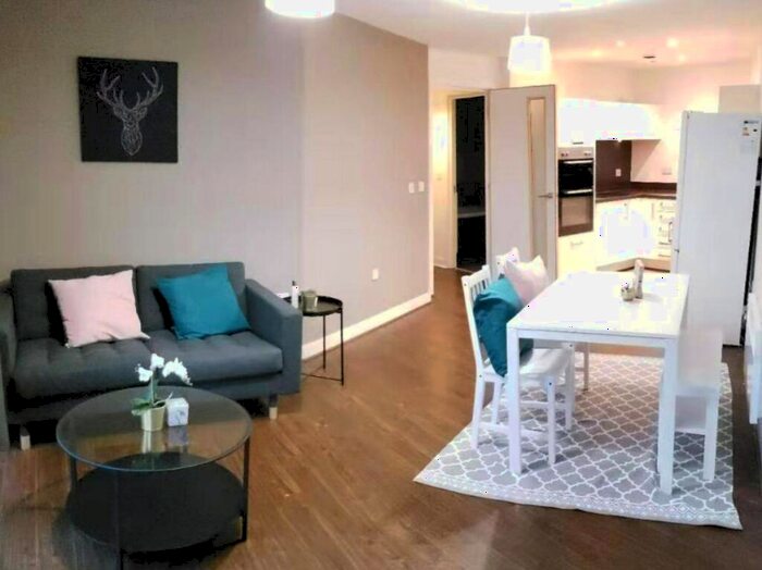 2 Bedroom Apartment To Rent In Apartment, Southside Apartment, St Johns Walk, Birmingham, B5