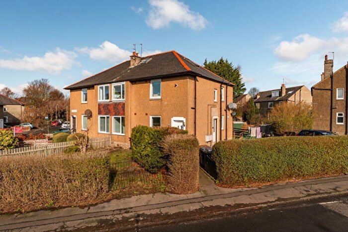 2 Bedroom Flat For Sale In Carrick Knowe Road, Edinburgh, EH12