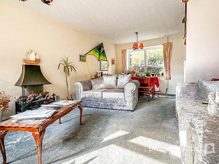 3 Bedroom End Of Terrace House For Sale In Brayfield Way, Old Catton, NR6