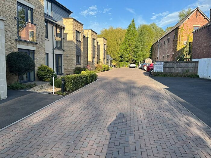 1 Bedroom Property For Sale In Gloucester Road, Malmesbury, SN16