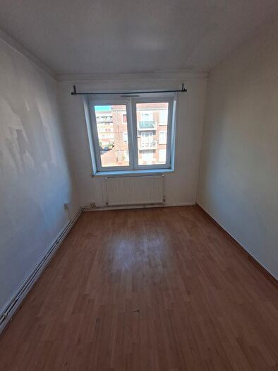 4 Bedroom Flat To Rent In Garnies Close, London, SE15