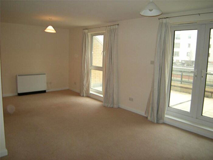 2 Bedroom Apartment To Rent In Adventurers Quay, Caerdydd, Adventurers Quay, CF10