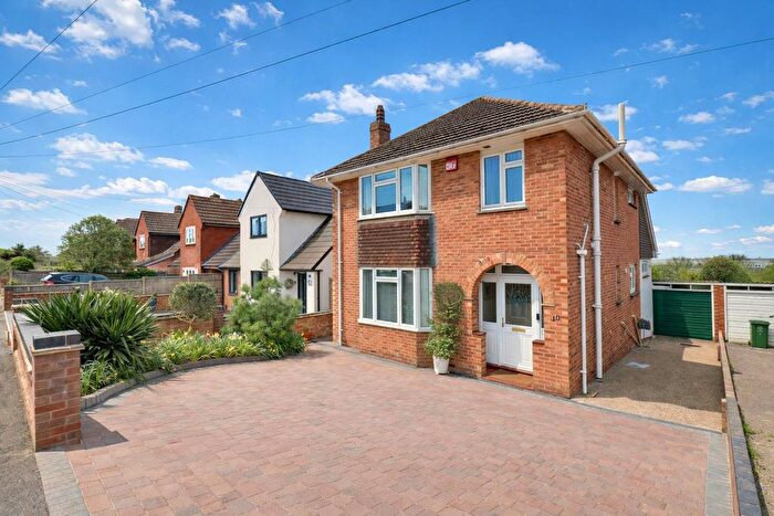 3 Bedroom Detached House For Sale In Blake Road, Drayton, Portsmouth, PO6