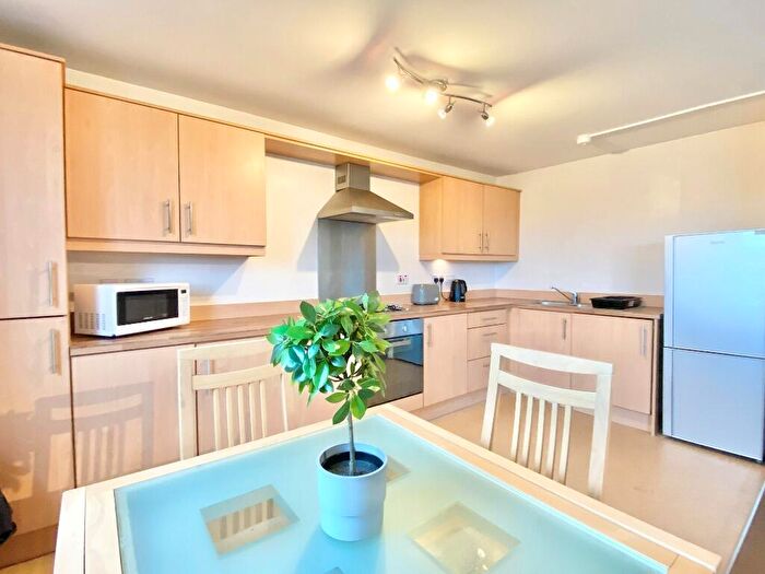 2 Bedroom Flat To Rent In Curle Street, Scotstoun, Glasgow, G14
