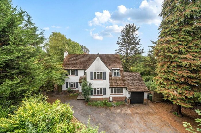 4 Bedroom Detached House For Sale In Kingsclear Park, Camberley, Surrey, GU15